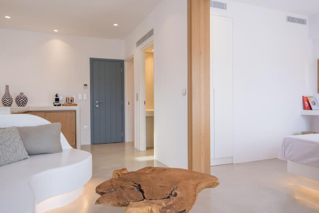 Aba Ηospitalite, The Deluxe Suite, Naousa Bagian luar foto