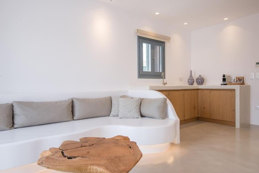 Aba Ηospitalite, The Deluxe Suite, Naousa Bagian luar foto